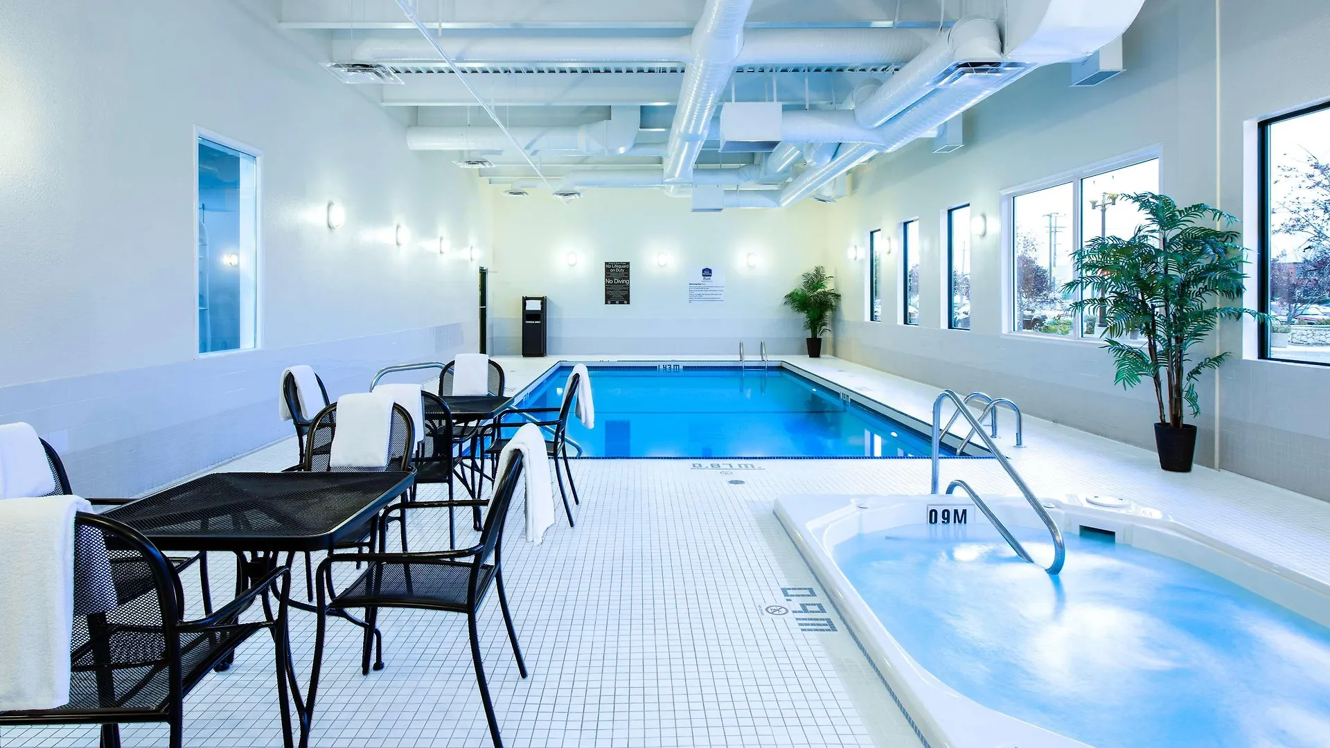 Best Western Plus Winnipeg Airport Hotel