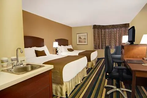 Best Western Plus Winnipeg Airport Hotel