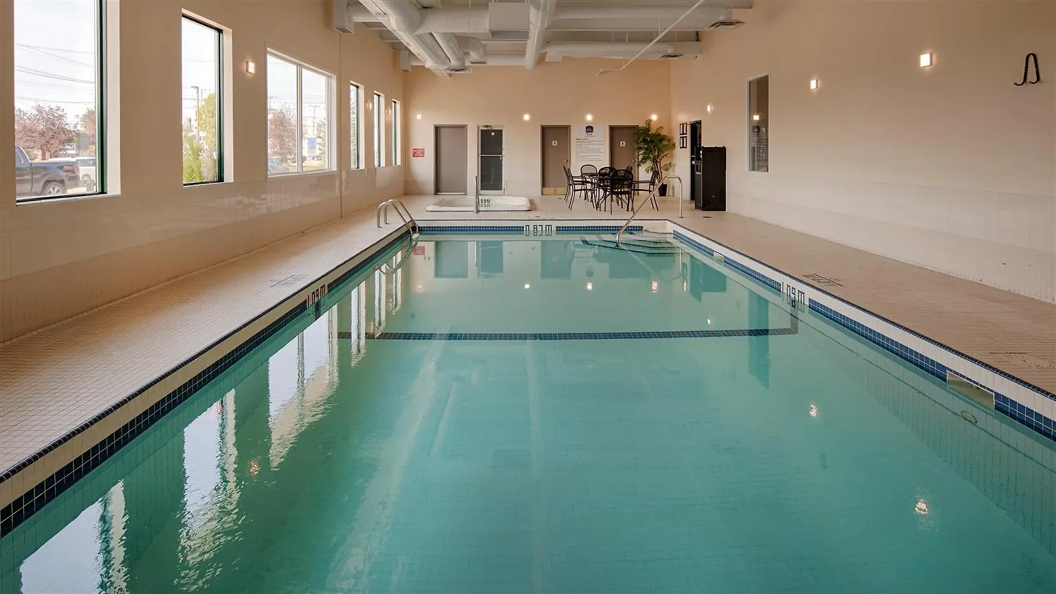 Best Western Plus Winnipeg Airport Hotel 3*,  Kanada