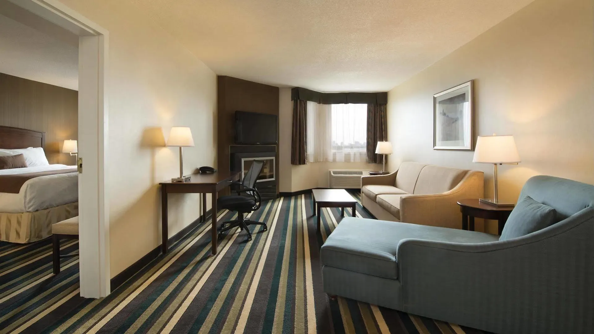 Best Western Plus Winnipeg Airport Hotel