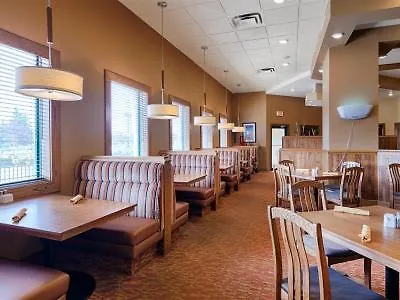 Best Western Plus Winnipeg Airport Hotel