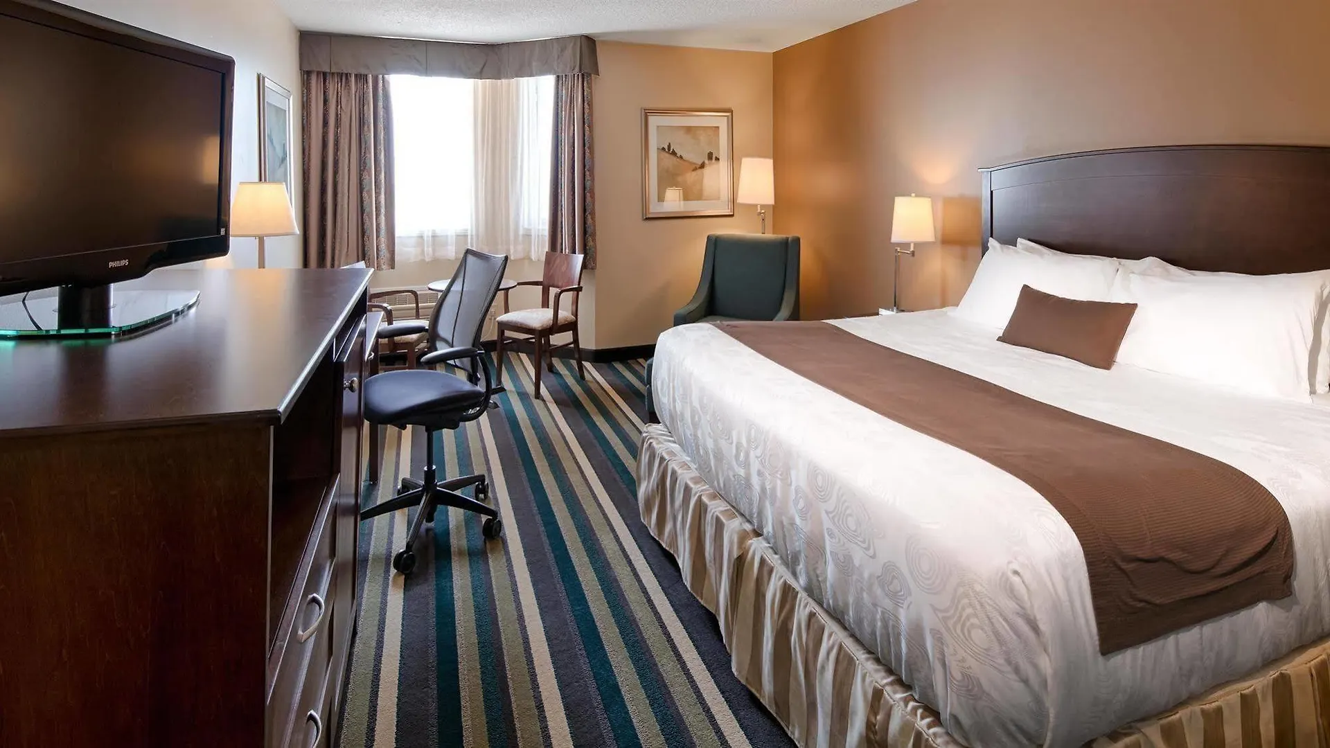Best Western Plus Winnipeg Airport Hotel